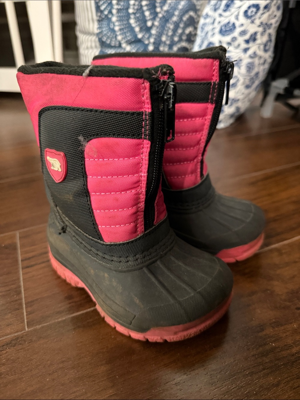 Kids Waterproof Pink & Black Snow Boots with Easy Side Zipper size 5 @@@
